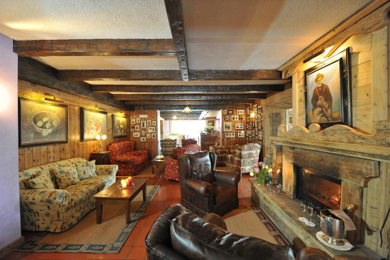 Hotel Bucaneve Breuil-Cervinia Exteriör bild