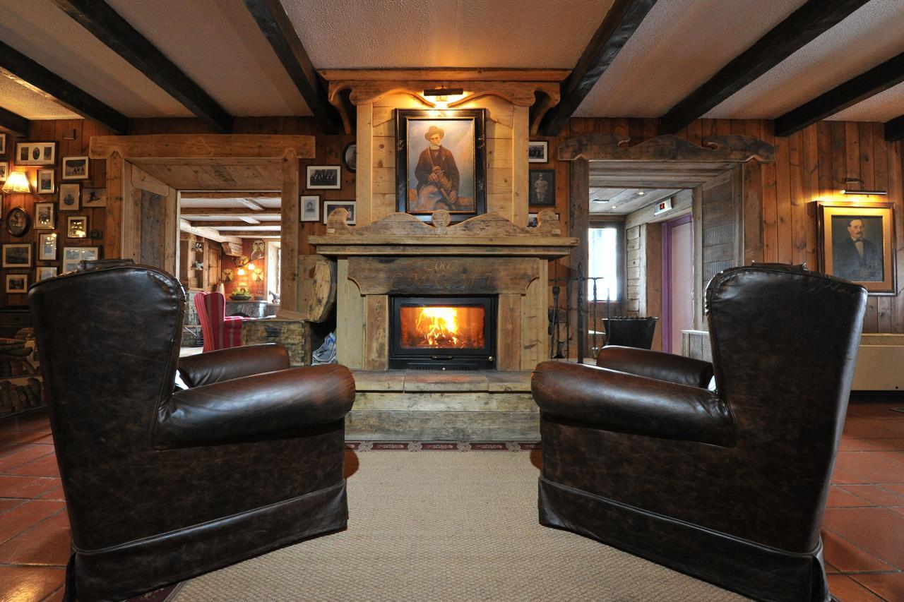 Hotel Bucaneve Breuil-Cervinia Exteriör bild
