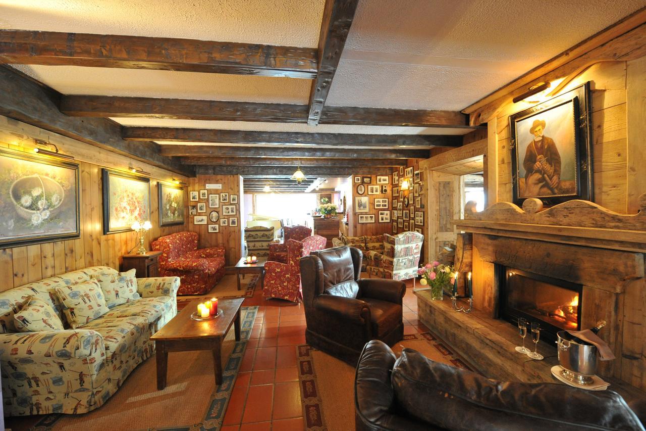 Hotel Bucaneve Breuil-Cervinia Exteriör bild